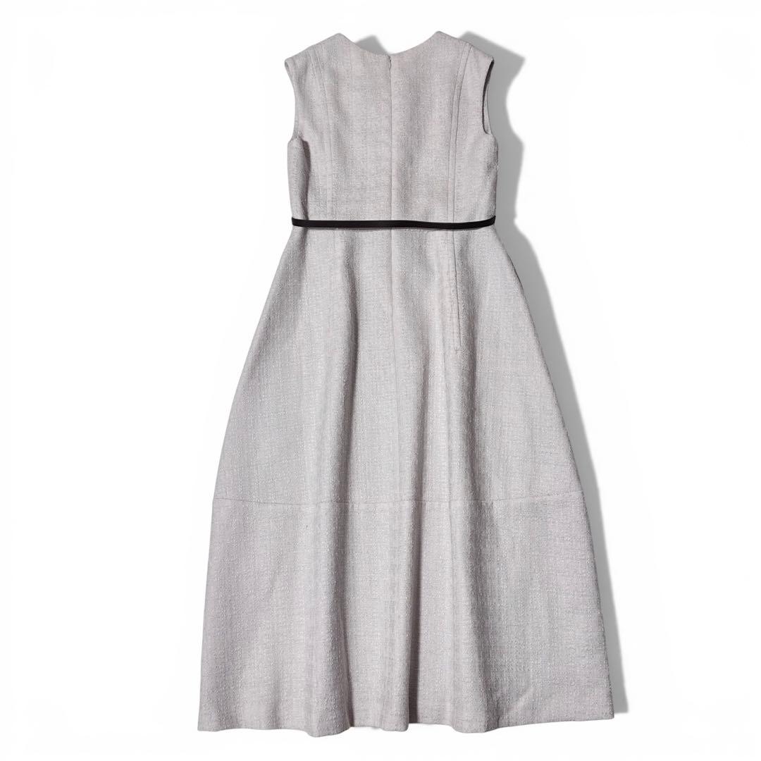 新品タグ付✨️定価9.4万　エブール　イタリア製生地　リュクスツィード ワンピース