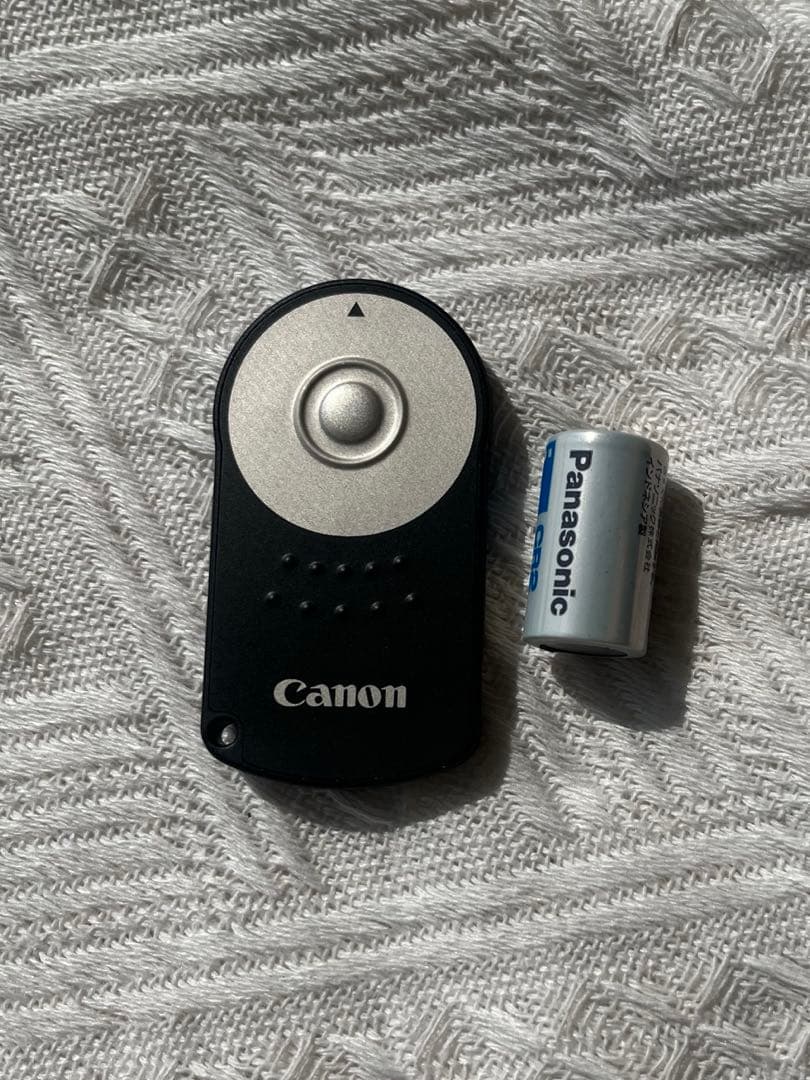 Canon IXY デジタルカメラ シルバー