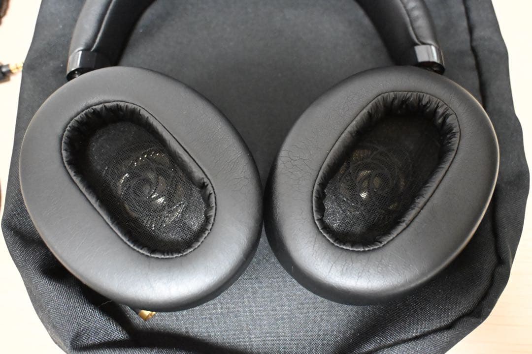 かつぅー　美品　SONY MDR-1AM2 ヘッドホン