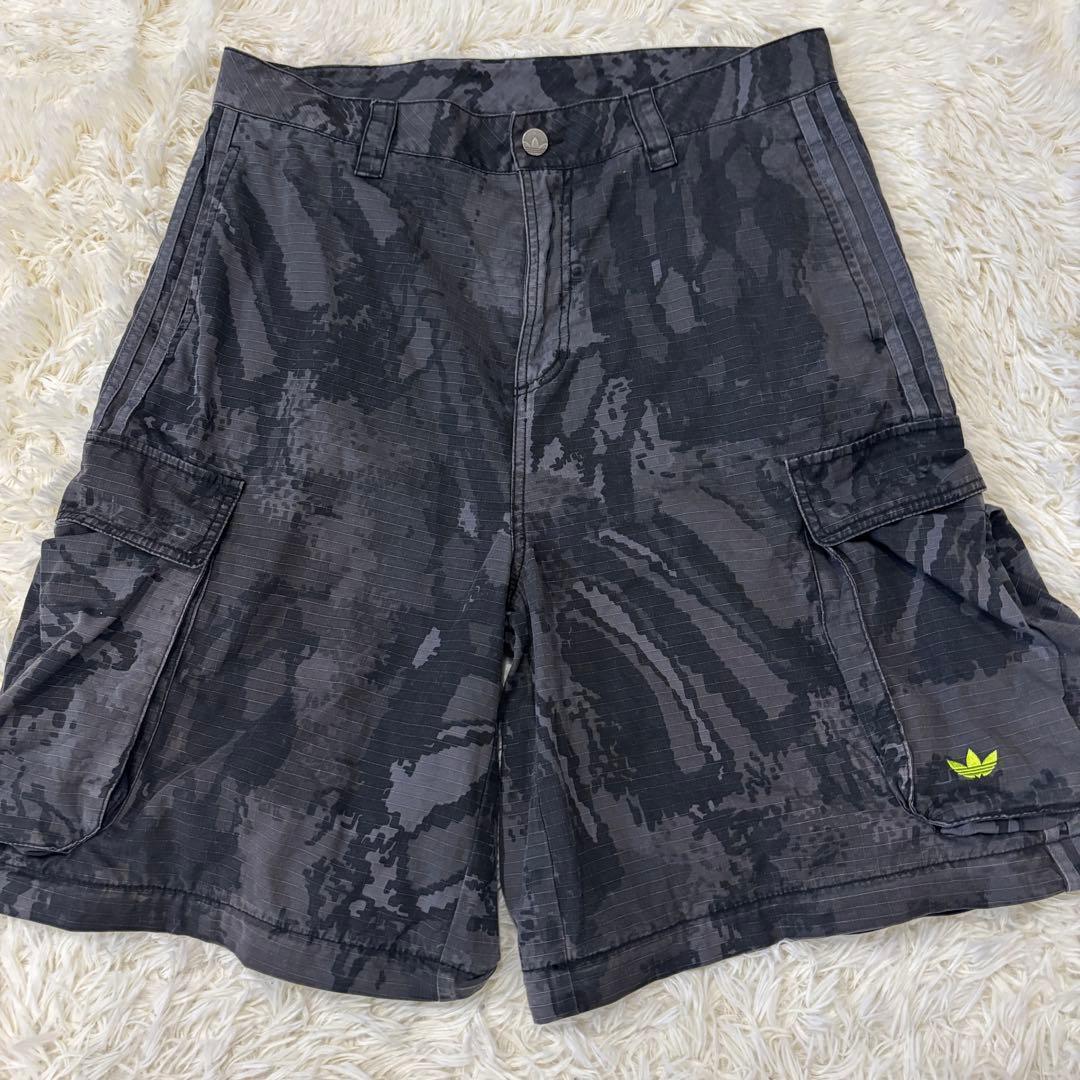 【極美品】現行 アディダス XL ジップオフ カーゴパンツ 2way カモフラ