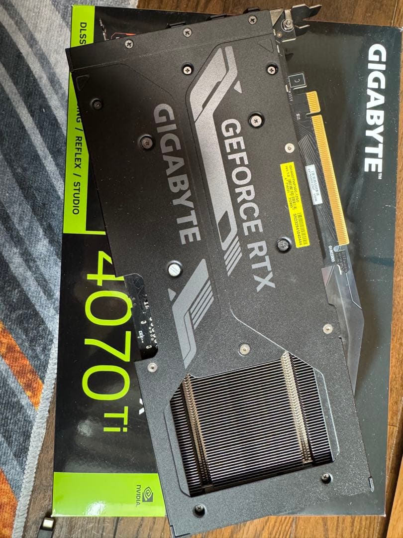 グラフィックボード・グラボ・ビデオカード GIGABYTE RTX 4070 Ti WINDFORCE OC 12G