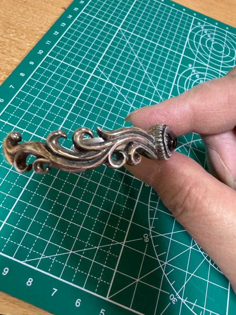 ブラック・スター　シルバー製バングル