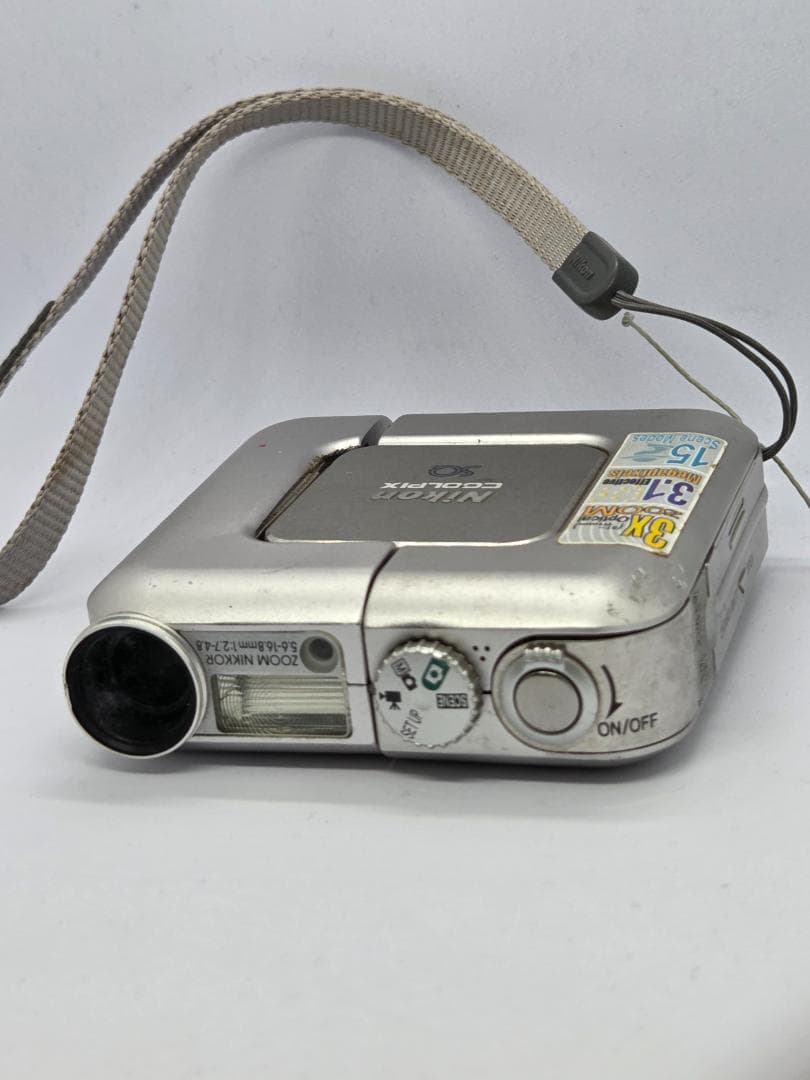 【ジャンク】ニコン Nikon COOLPIX SQ コンパクトデジタルカメラ