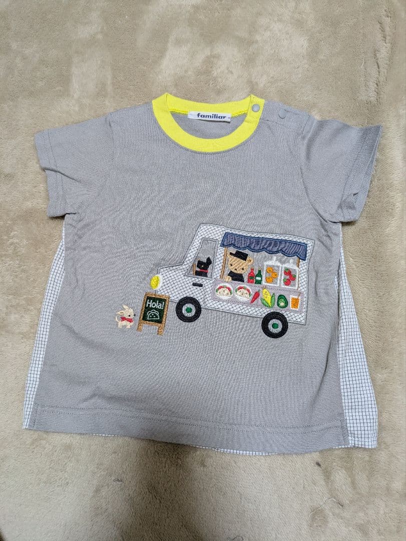 最終価格　familiar フードトラックTシャツ 90cm