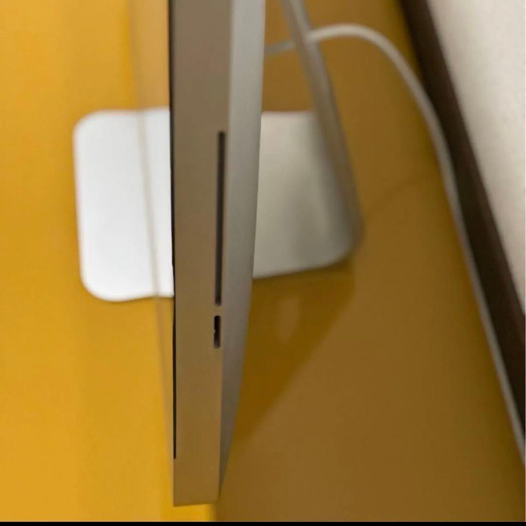 iMac Mid 2011 27インチ　キーボード・マウス付き