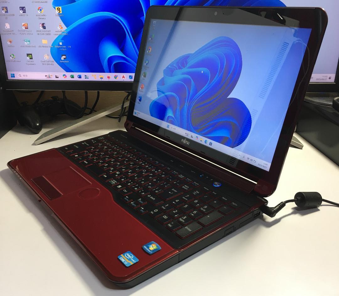 富士通FMV LIFEBOOK AH77/H Windows11