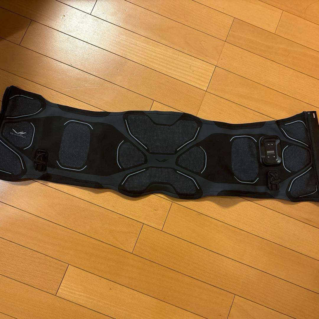 SIXPADコアベルト2 Ｍサイズ　コントローラー付き　箱あり　説明書あり