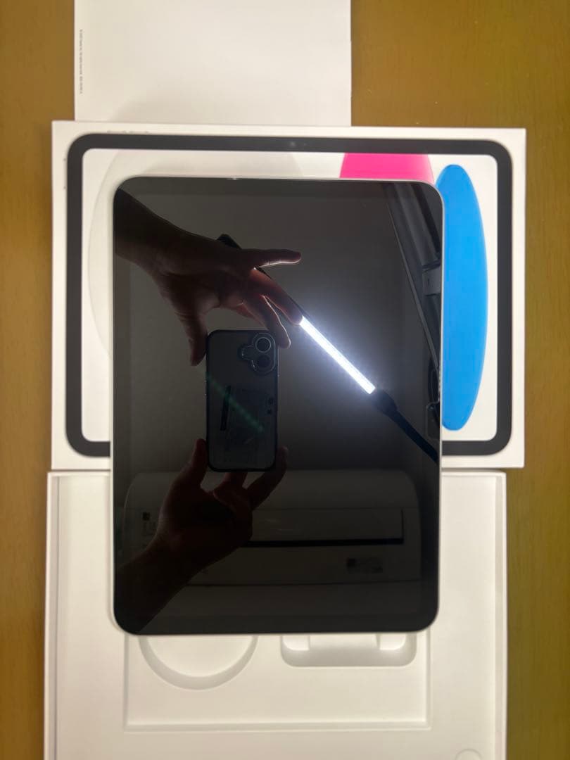 美品　Apple iPad（第10世代）シルバー64GB wifiモデル本体