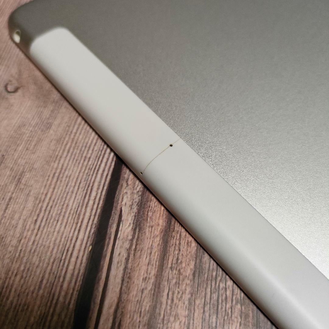 iPad 第6世代 32GB SIMフリー 美品