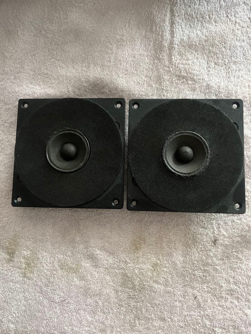 JBL 4301に付いていたツイーターです