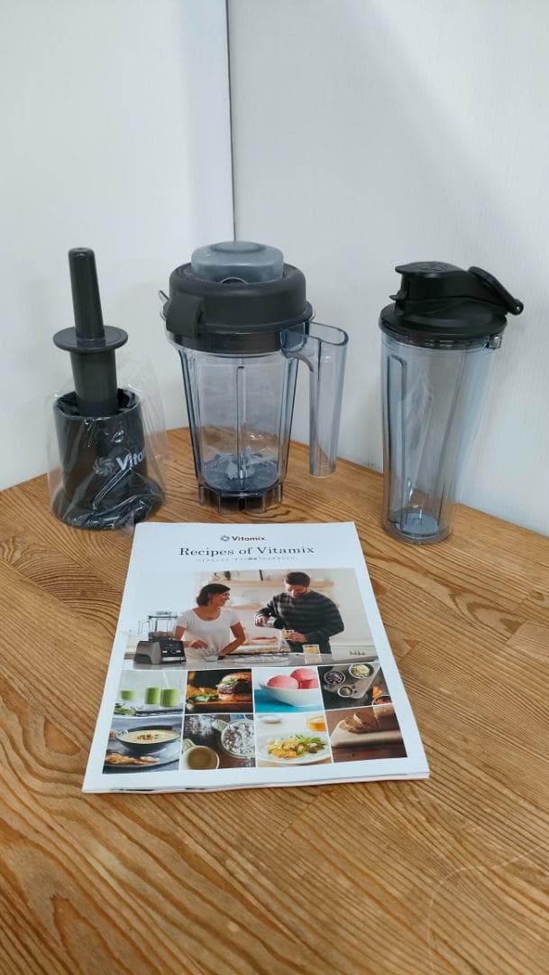 shun　【美品】バイタミックス ウェットコンテナ 0.9L　1637