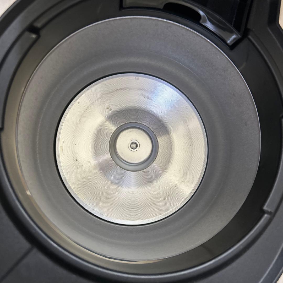 【美品・箱付】シャープヘルシオホットクック 電 気調理鍋 KN-HW10E-W