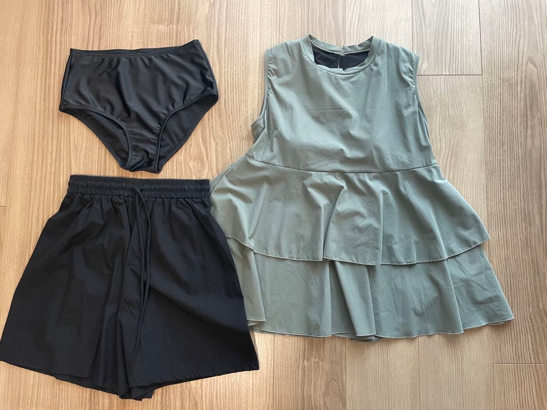 エニィシス　ティアード　水着　セットアップ