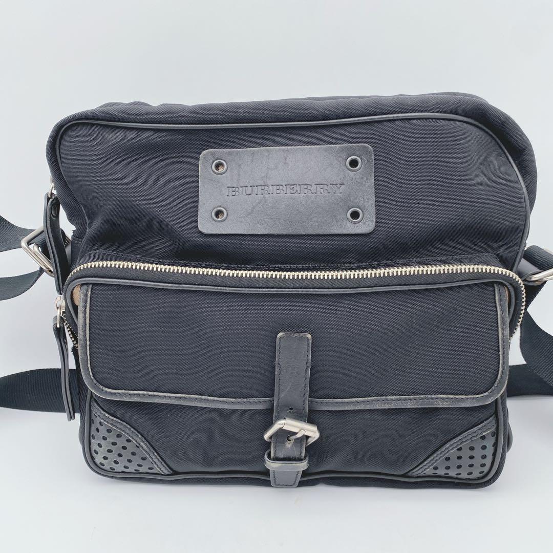 希少 バーバリーロンドン ショルダーバッグ ロゴ刻印 ノバチェック 黒 男女兼用