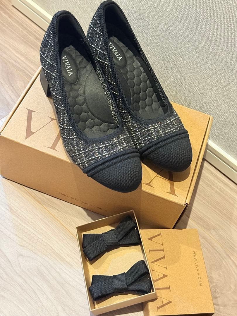 【新品未使用】 VIVAIAチャンネル風靴　ラウンドトゥチャンキーヒールパンプス