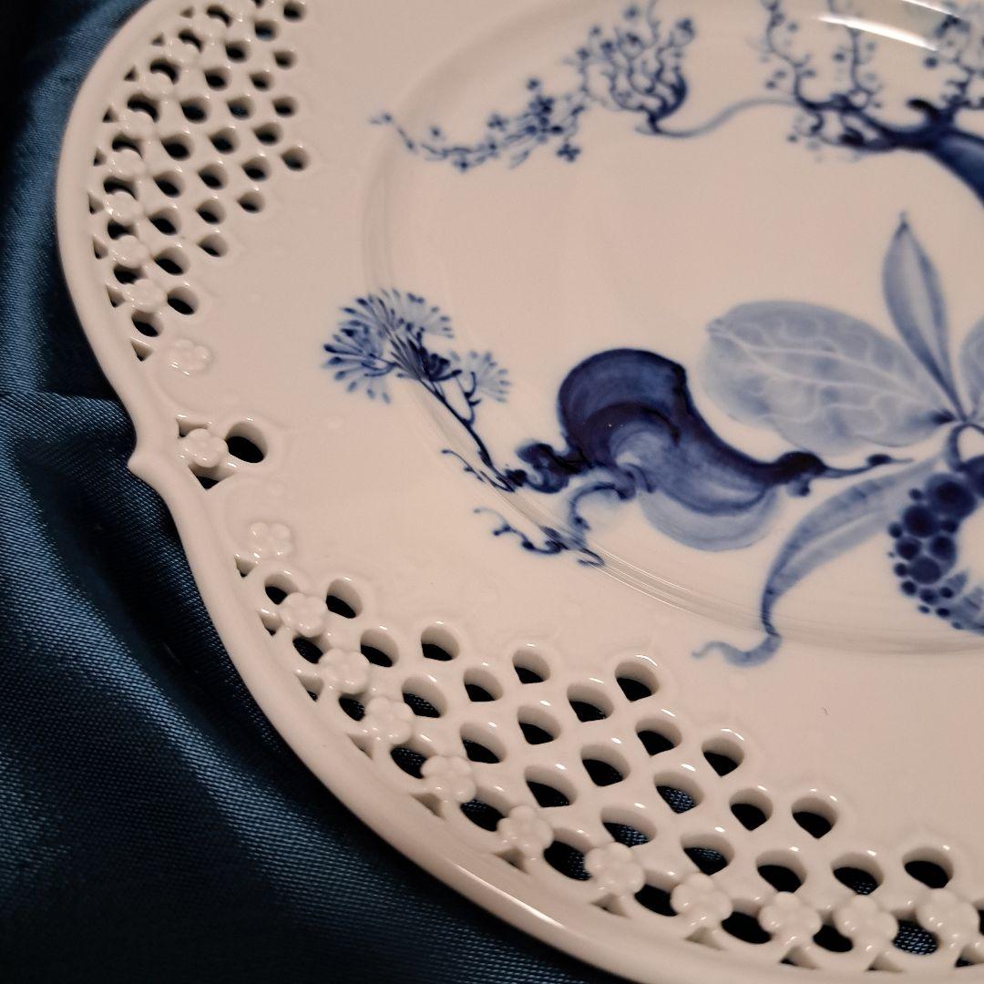 r*o様 【新品未使用箱付き】MEISSEN 青い花　メッシュプレート