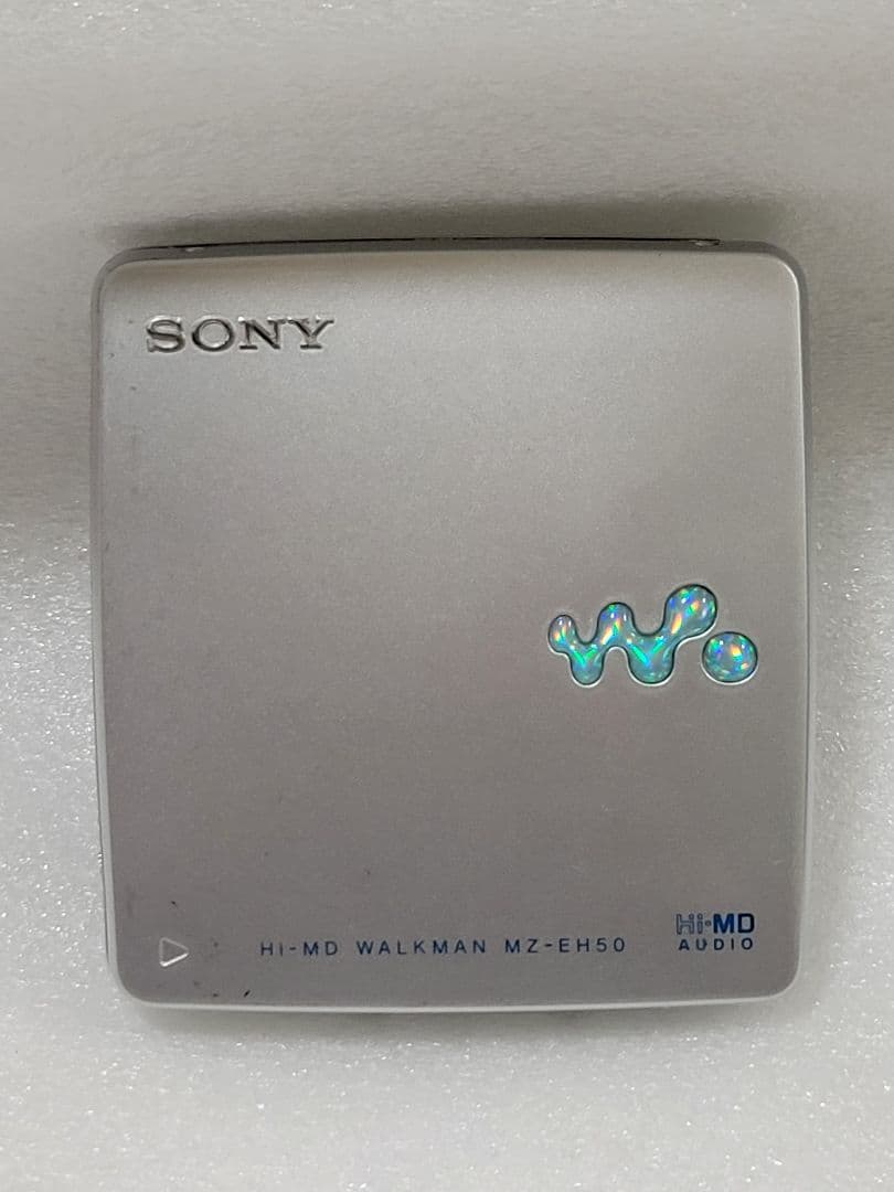 【ジャンク】SONY Hi-MD WALKMAN MZ-EH50　充電池付き