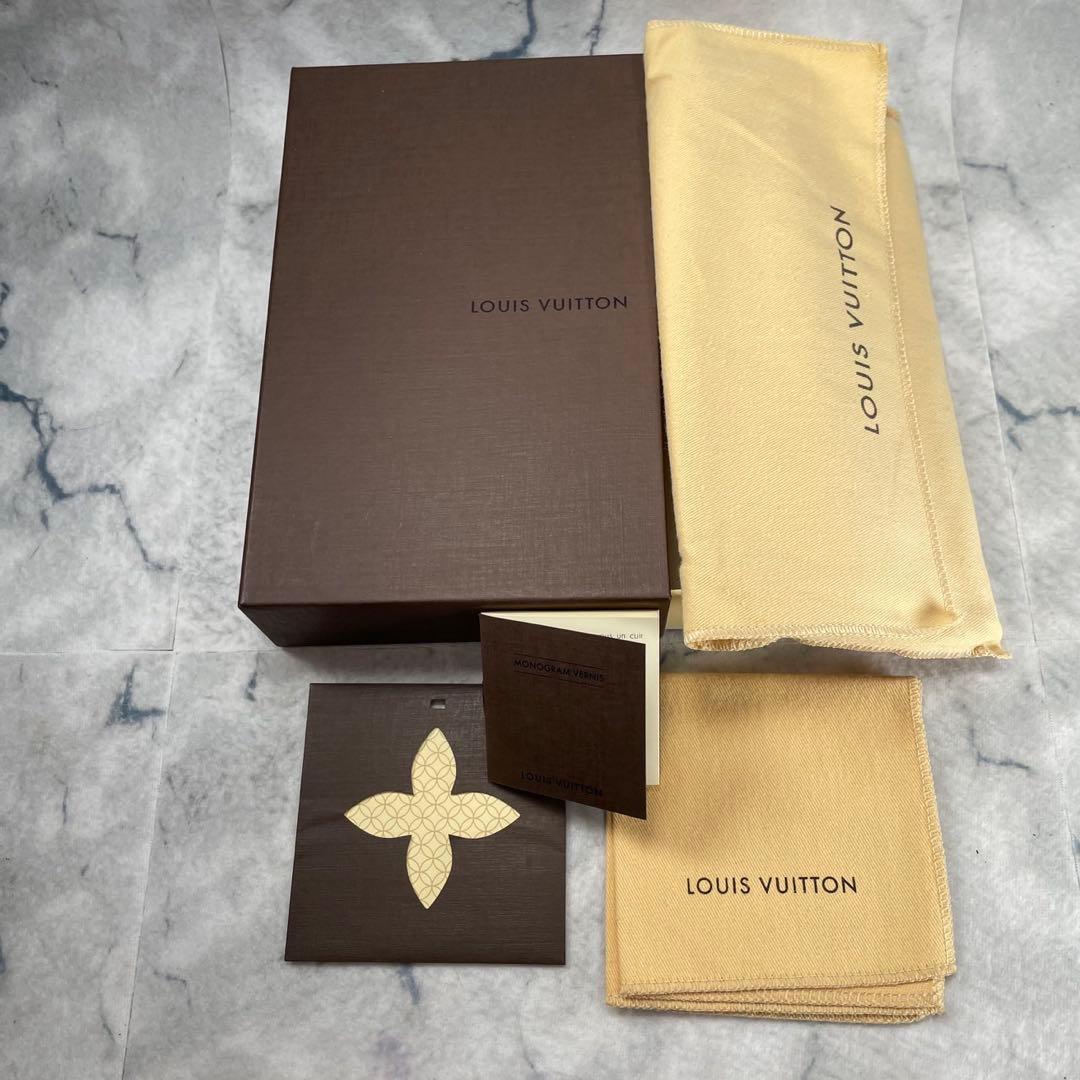 ❤️極美品・付属品完備❤️ LOUIS VUITTON ヴェルニ クレマンス