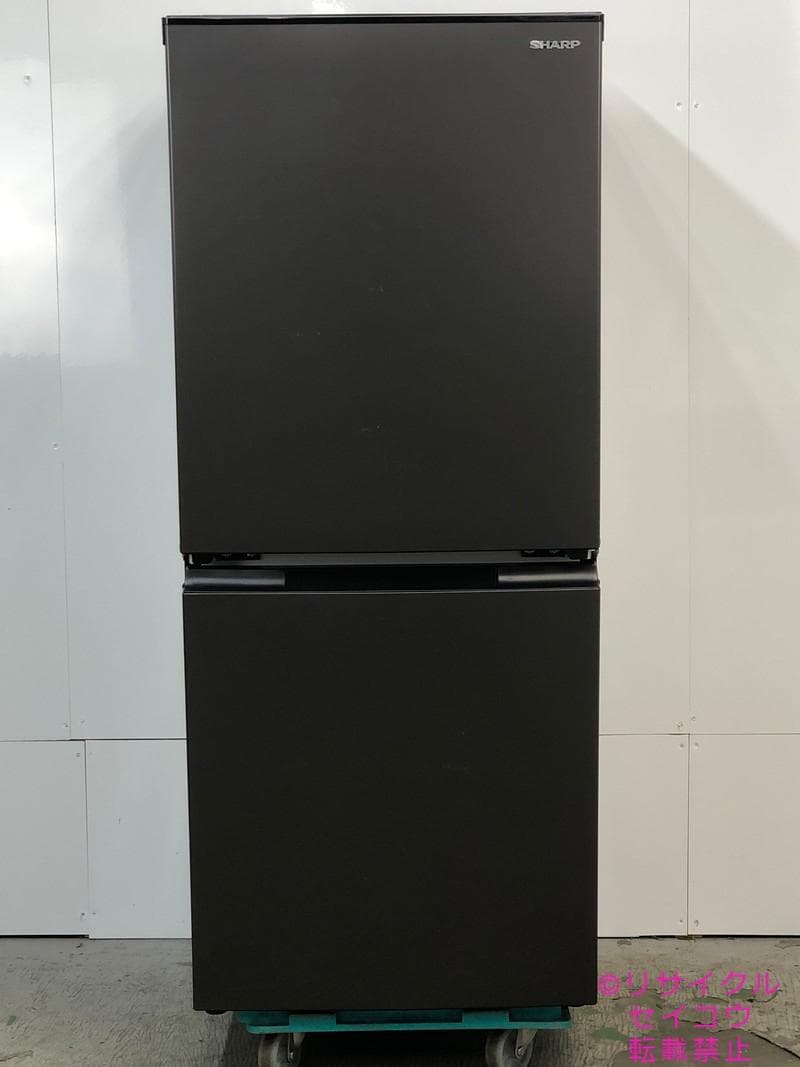 【中古】シャープ冷蔵庫 152L 2022年式2510231222