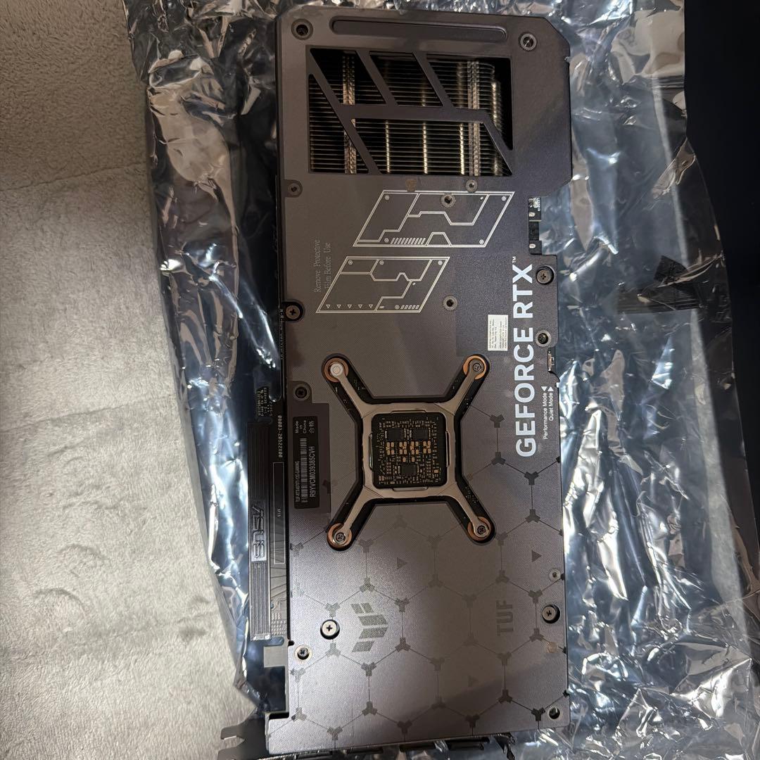 ASUS Geforce RTX 4070ti TUF GAMING グラボ