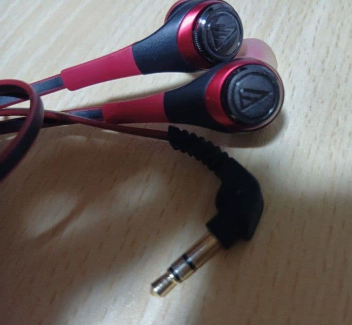 audio-technica 有線イヤホン レッド/ブラック