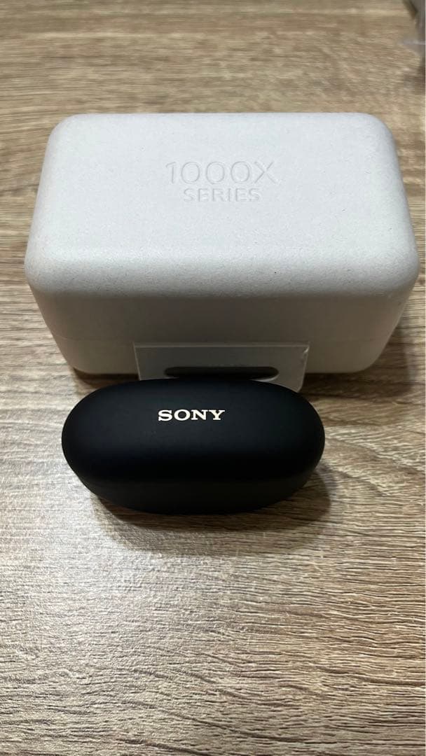 早い者勝ち　【極美品】WF-1000XM5: SONY ワイヤレスイヤホン