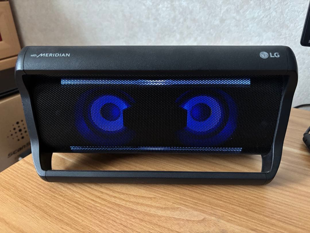 LG XBOOM Go PK7 Bluetooth スピーカー
