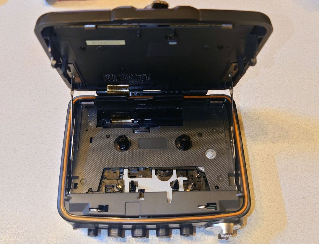 【動作品】パナソニック ショックウェーブ カセットプレイヤー RQ-SW20