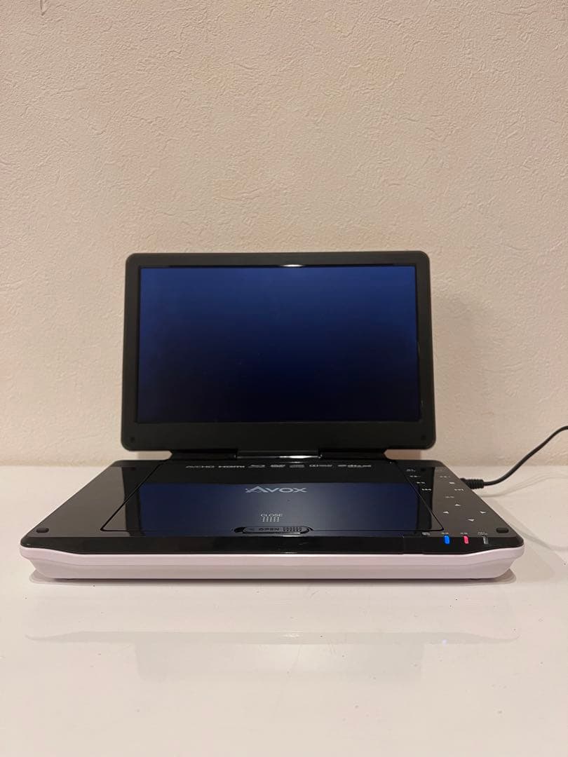 美品　AVOX Blu-rayポータブルプレイヤー　ぐずった子供　車内　大人映画