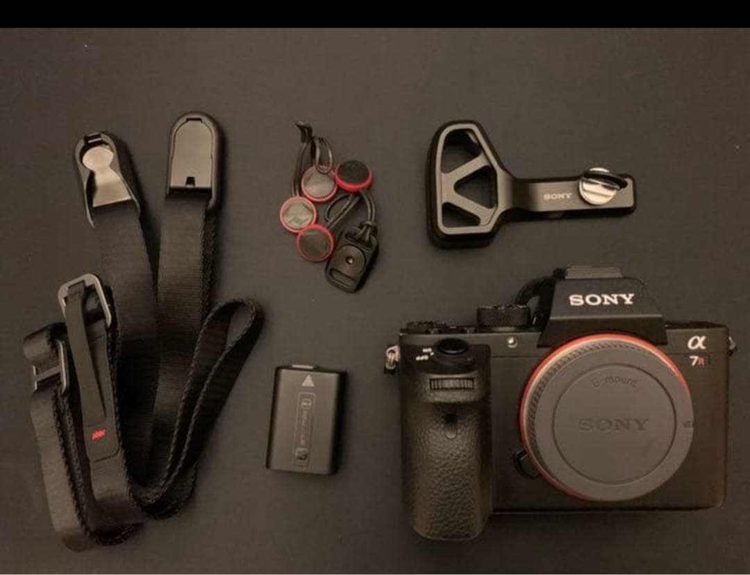 明日まで限定値下げ‼️SONY α7rii エクステンショングリップ付き