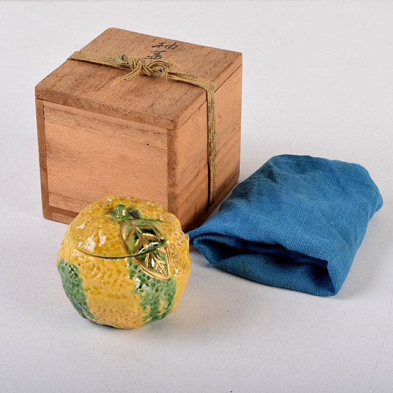 小太郎　京焼　永楽善五郎造　黄交趾　柚蓋物　共箱　V　8819