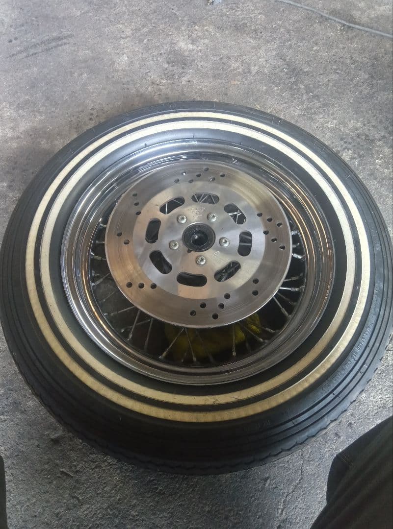 ハーレー純正　ホイール　タイヤセット　16インチ