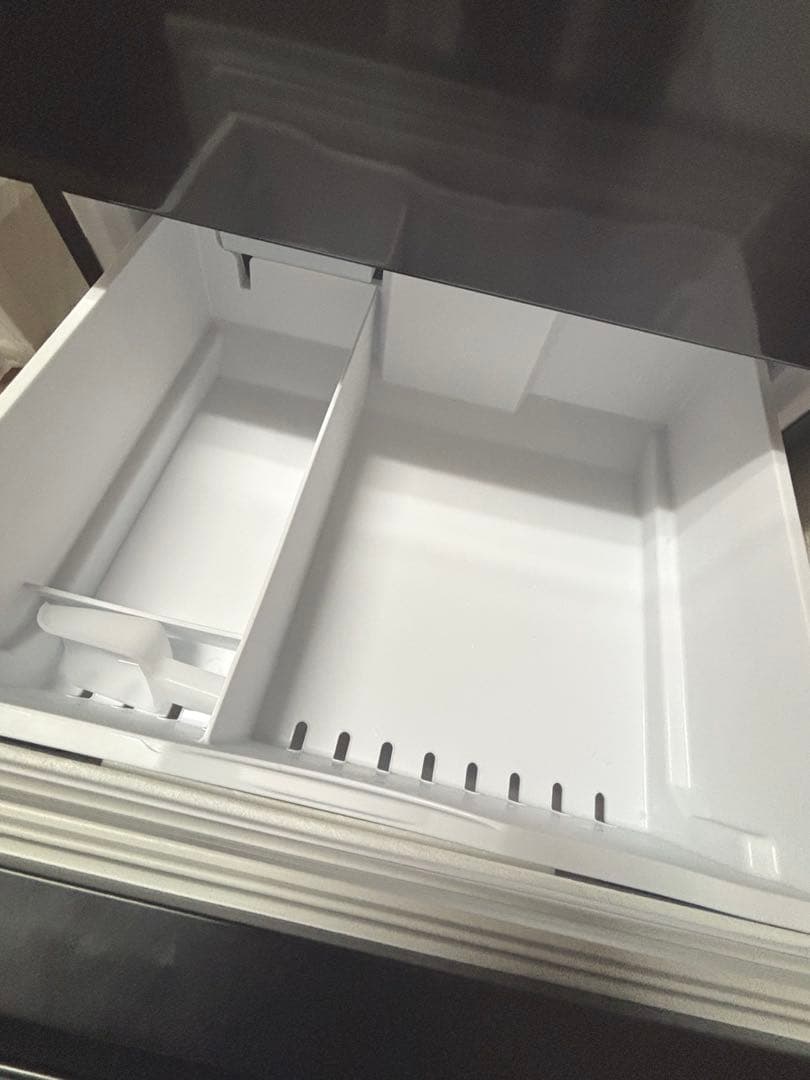 【最新モデル】日立 自動製氷うるおいチルド搭載ブリリアントブラック3ドア冷蔵庫