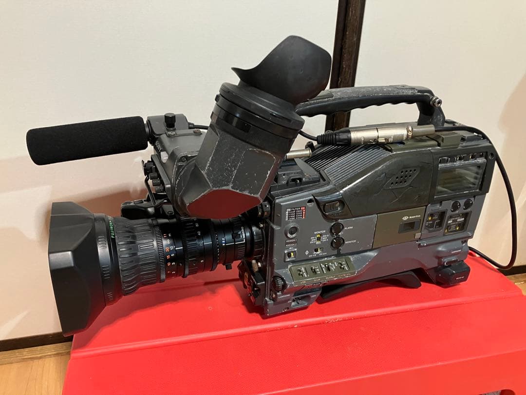 【ジャンク】ソニーHDCAMカムコーダーHDW-750（ケース付き）