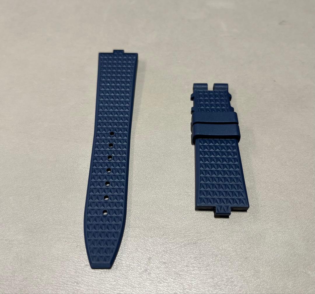 ヴァシュロンコンスタンタン　ネイビー ラバーベルト