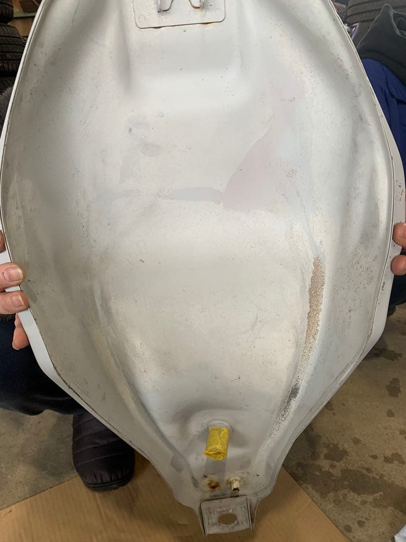 CBR250RR MC22 規制前　純正タンク　サフ塗装済み