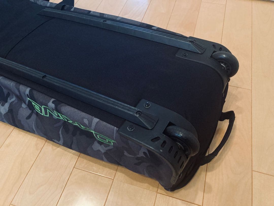 DAKINE スノーボードバッグ 165cm キャスター付き