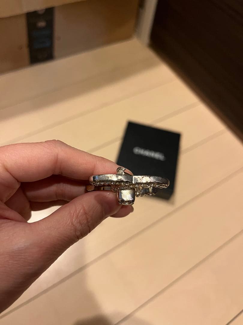 正規品　CHANEL ターンロック　ヴィンテージ　ブローチ シルバー