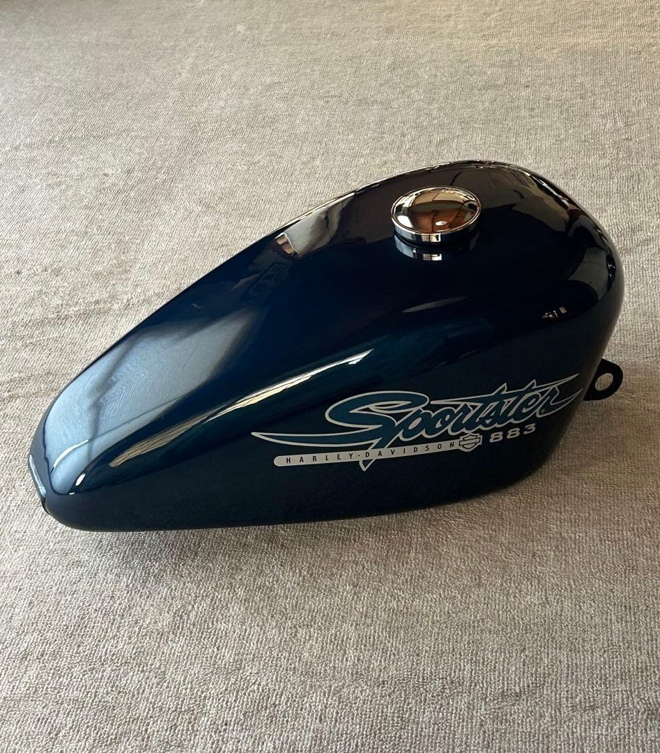 美品　ハーレーダビッドソン スポーツスターXL883 純正タンク　リジスポ用