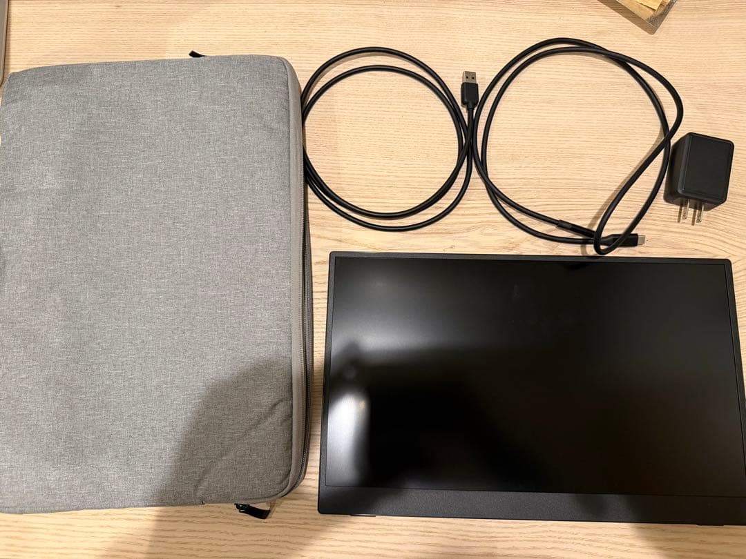 kksmart モバイルモニター 自立型 タッチパネル　15.6インチ