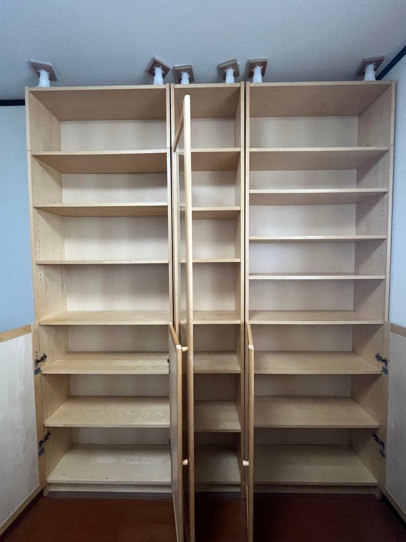 送料無料 イケア BILLY 本棚 扉付き　80×237×30 右ユニット