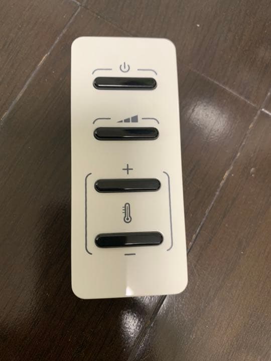 【即日配送】美品　乾燥なしで保温　デロンギオイルヒーター