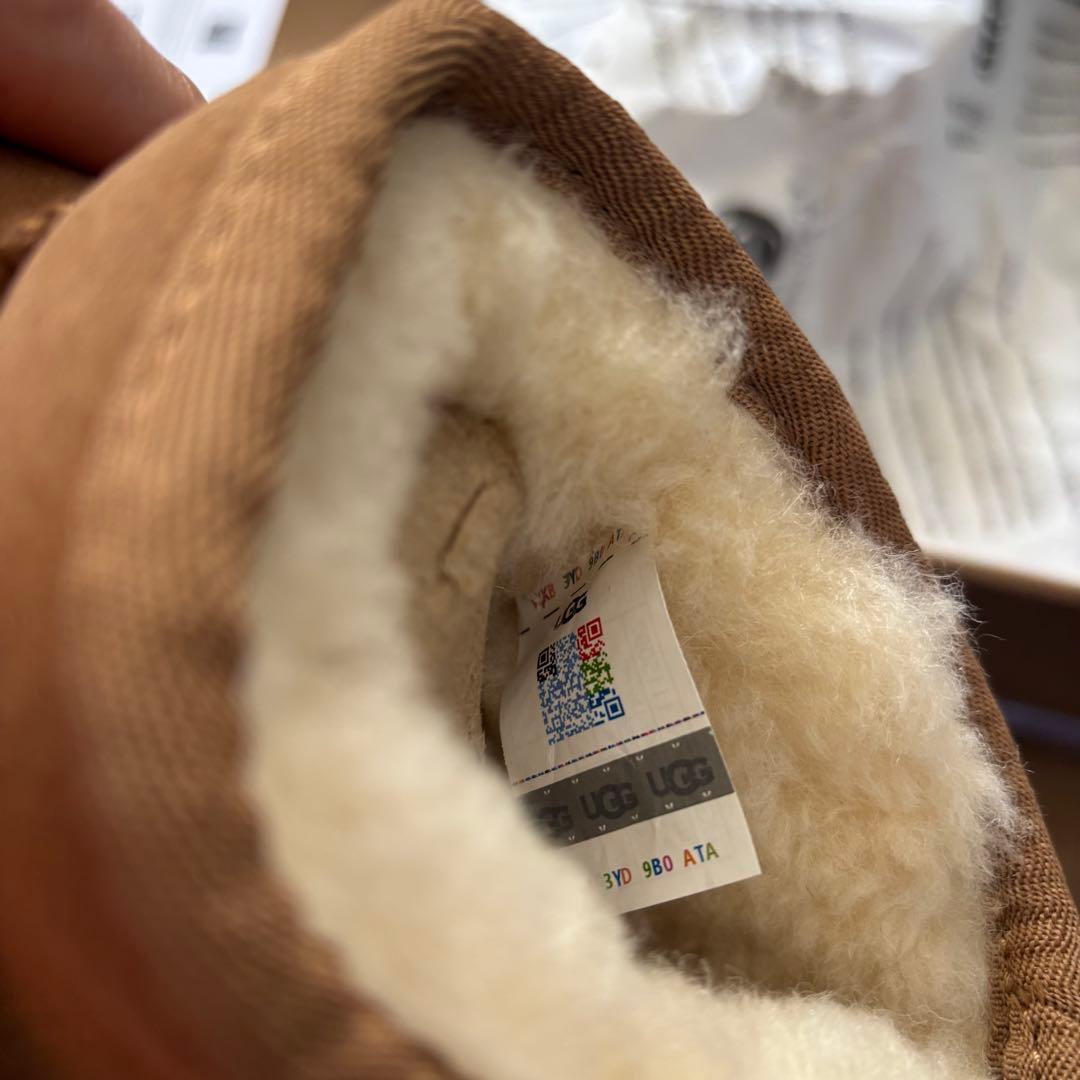 【新品】UGG クラシック ウルトラ ミニ プラットフォーム ムートン 24cm