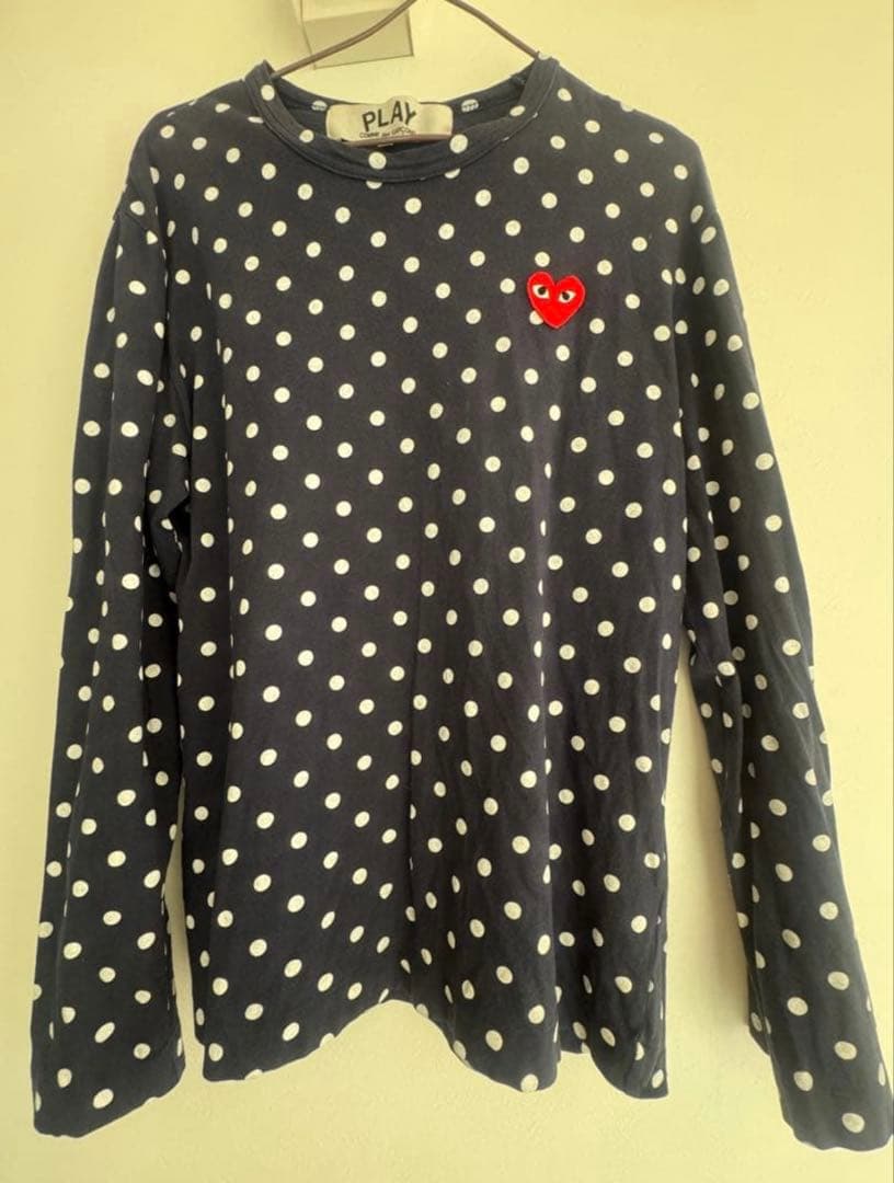 PLAY COMME des GARCONS Mネイビー ドット柄 長袖Tシャツ