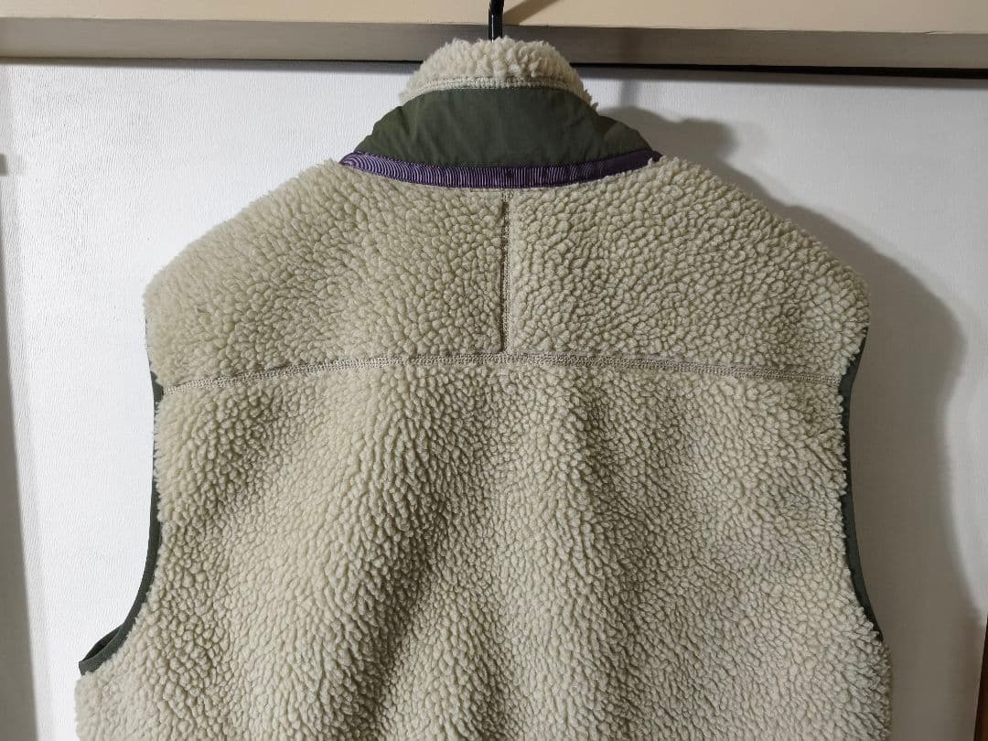 【patagonia】 フリースベスト Lサイズ ベージュ/カーキ　美品