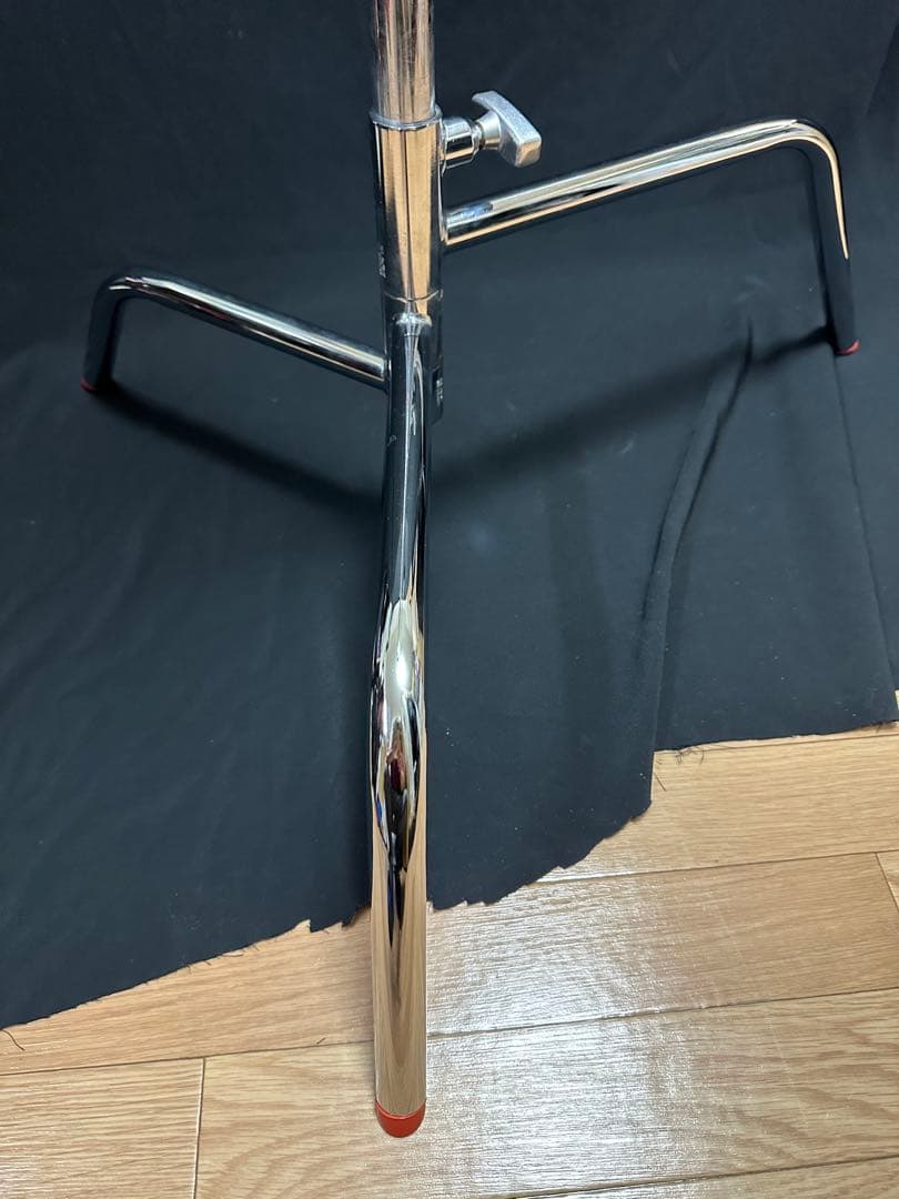 Matthews(マシューズ) センチュリースタンド 40インチ シルバー