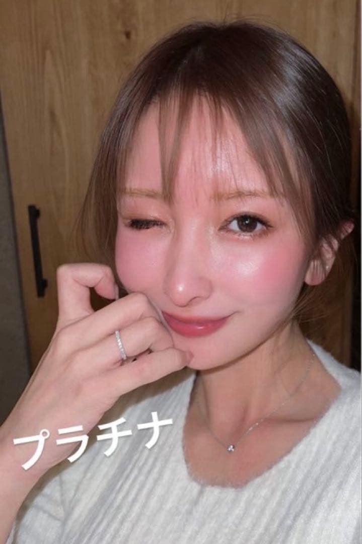 新品♡鈴木亜美さん　しーちゃん　コラボネックレス ♡プラチナ　一粒ダイヤ