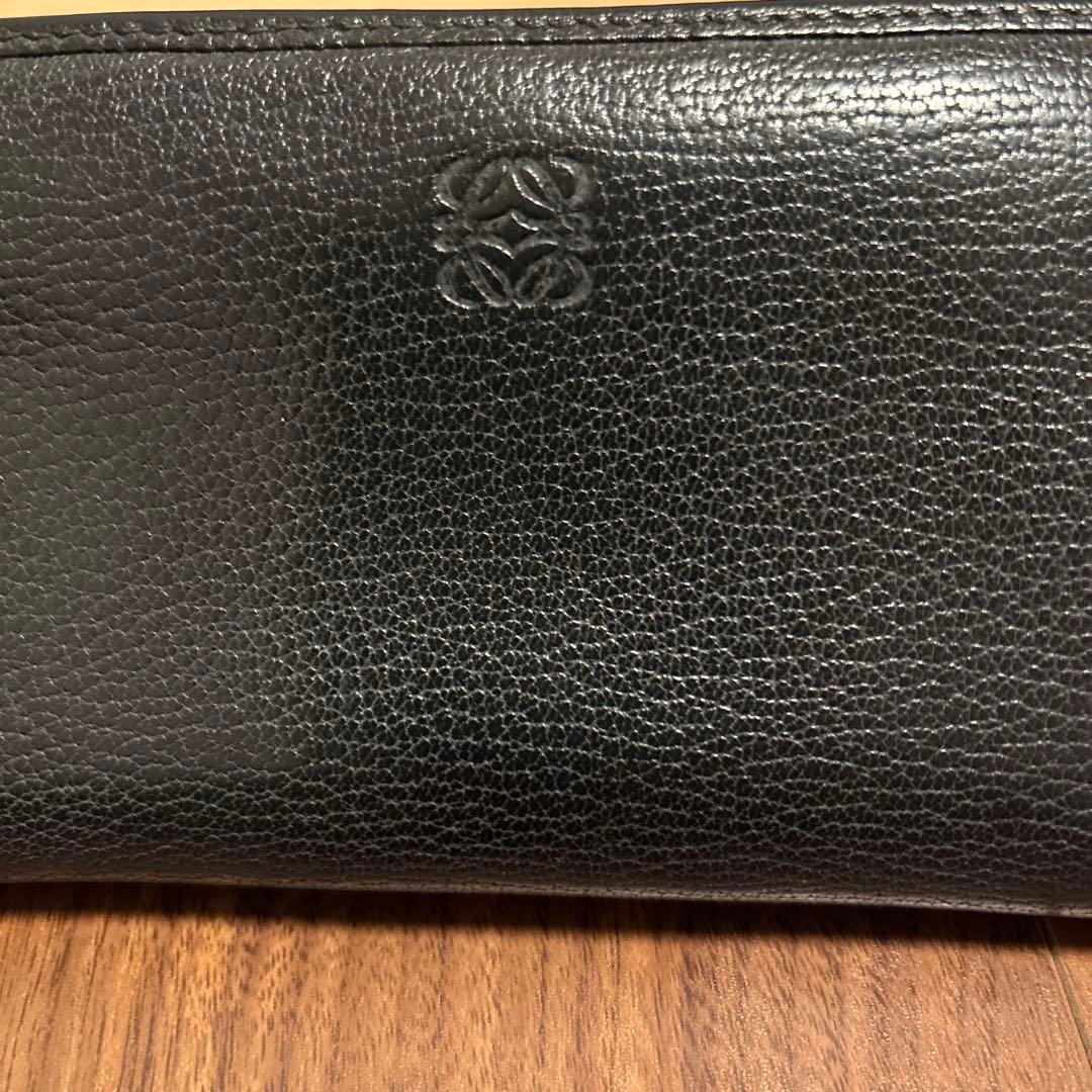aya　美品　LOEWE ブラック レザー 長財布