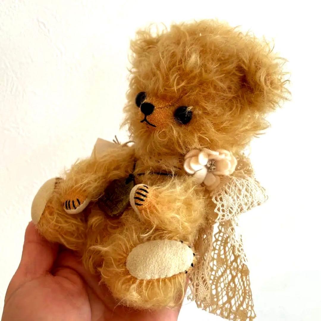 ハンドメイドテディベア作家様の【COCO BEAR's】さまのテディベア