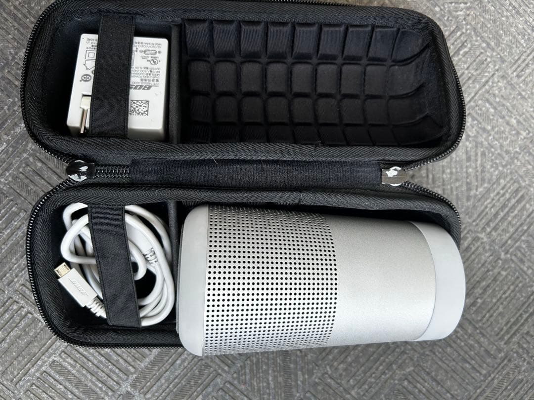 ⭐︎Bose SoundLink Revolve スピーカー シルバー ケース付き
